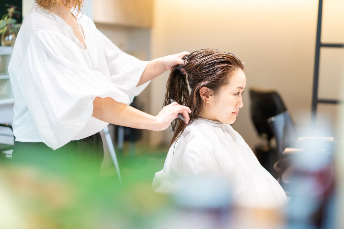 タイミーのバイトで美容院でカット